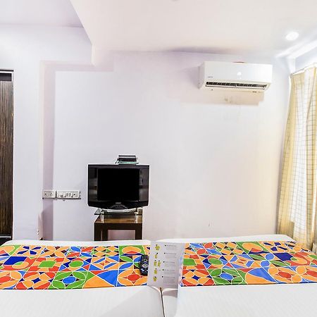 Fabhotel Savoy Suites Mumbai Airport Екстериор снимка