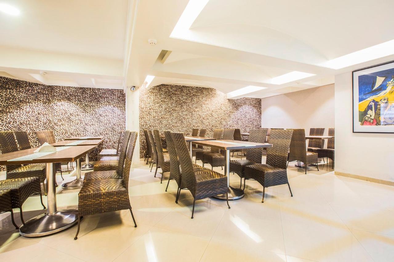 Fabhotel Savoy Suites Mumbai Airport Екстериор снимка