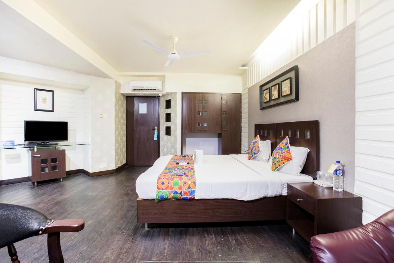 Fabhotel Savoy Suites Mumbai Airport Екстериор снимка