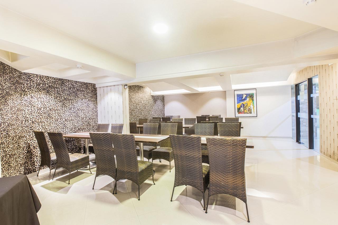 Fabhotel Savoy Suites Mumbai Airport Екстериор снимка