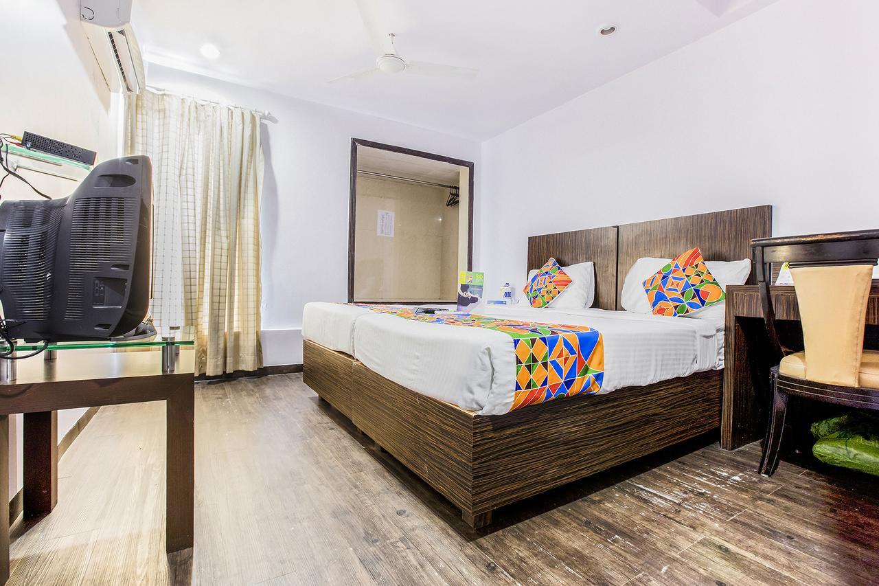 Fabhotel Savoy Suites Mumbai Airport Екстериор снимка