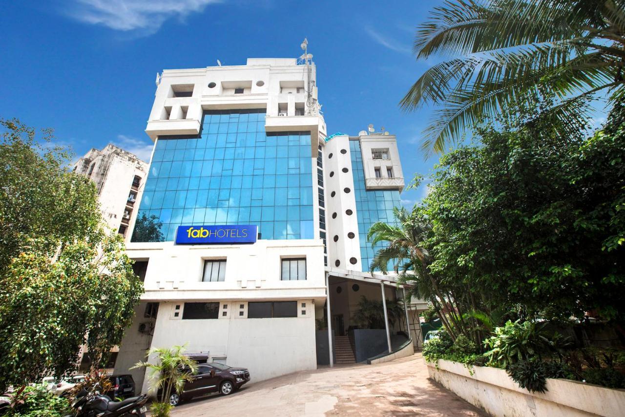 Fabhotel Savoy Suites Mumbai Airport Екстериор снимка